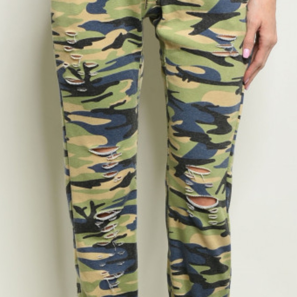 GREEN CAMOUFLAGE PANTS - Picture 3 of 3